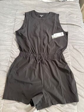 32 degrees cool womens Black Sleeveless 1-Piece Romper with Drawstring Waist M